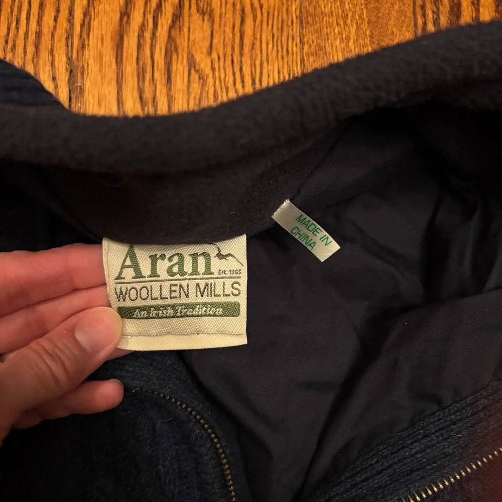 Aran Woollen Mills Mens Navy Blue Pure New Wool Cable Knit Full Zip Vest Lined